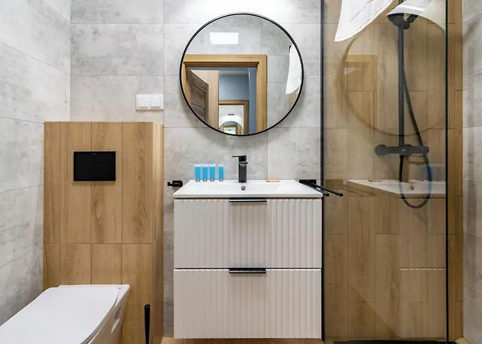 Parkcity Centrum Nova Mikolowska * كاتوفيتسه